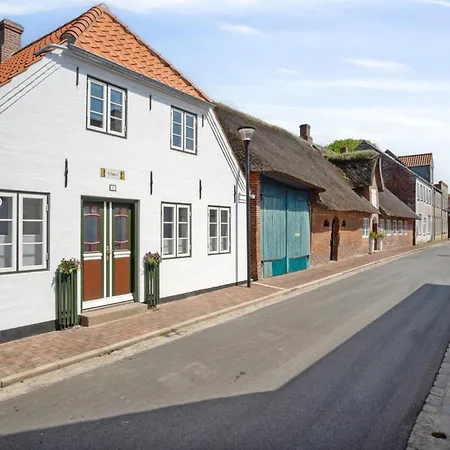 Odeta - 25km From The Sea By Interhome *