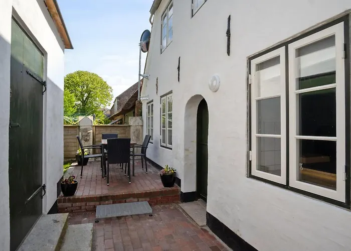 Odeta - 25km From The Sea By Interhome *